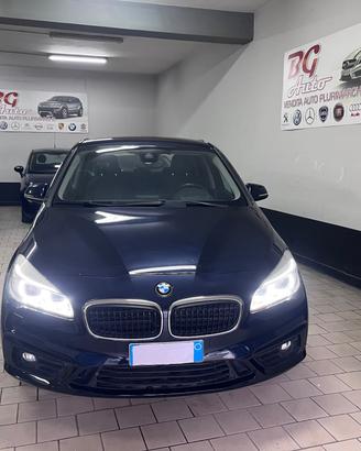 Bmw 2er Active Tourer 218d Luxury full