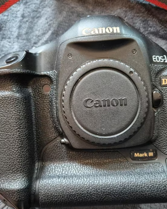 Canon EOS-1Ds Mark III