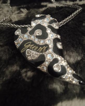 Collana GUESS con ciondolo a Cuore