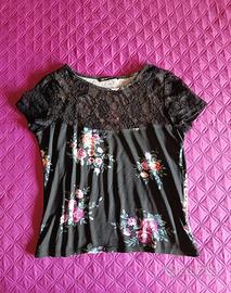 Maglietta con pizzo e motivo floreale 