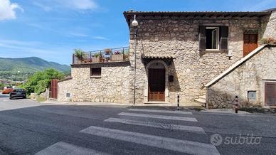 5 LOCALI A SEGNI