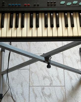 Tastiera GEM PX3 con stand incluso e MIDI