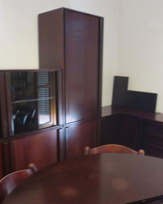 Credenza Caleno tavolo e sedie di Giovanni Ausenda