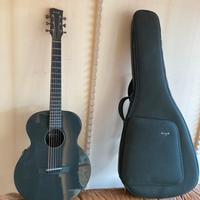 Chitarra in fibra di carbonio