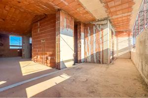 Attico con ampie terrazze