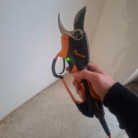 Forbice da potatura elettrica