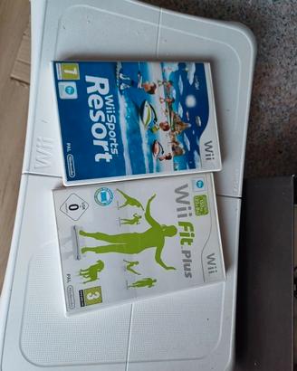 console Nintendo wii +balance board + 2 giochi