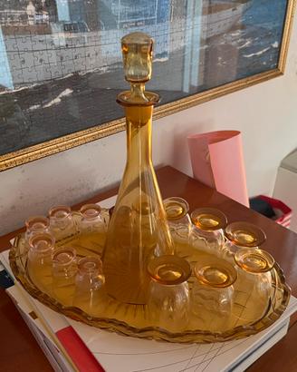 Servizio per liquore