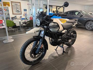 Royal Enfield Himalayan 450 Kaza Brown