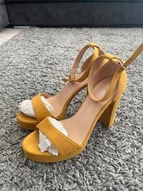 Sandalo velluto giallo ocra 39