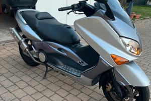 Yamaha T max anno 2007 - 19000 Km