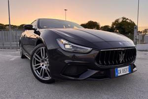 Maserati Ghibli V6 Modena