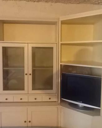 divani + credenza + stufa di ghisa 