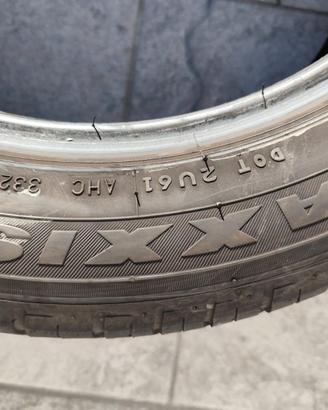 4 Gomme estive 215/55 r17