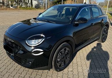 Fiat 600 RED ELETTRICA AUTO A NOLEGGIO