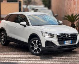 Audi Q2 35 TDI quattro S tronic Admired Advanced