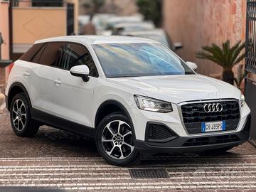 Audi Q2 35 TDI quattro S tronic Admired Advanced