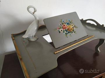 antico vassoio da letto dipinto