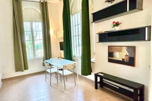 Monolocale con posto auto