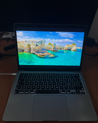 MacBook Air 13" Retina (2020) – Intel Core i7 – 16