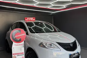 Lancia Ypsilon 1.0 Hybrid Ecochic Gold 2021