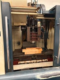 Centro di lavoro fresatrice