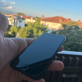 Apple iPhone SE da 64 GB