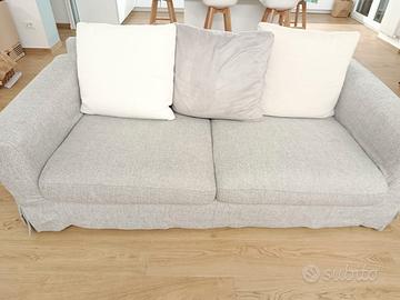 Divano letto 3 posti con rivestimento aggiuntivo