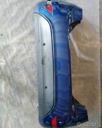 Paraurti posteriore originale Ford Fiesta 2010