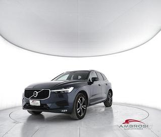 VOLVO XC60 B4 (d) AWD Geartronic Momentum Pro -