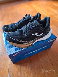 Joma R-2000