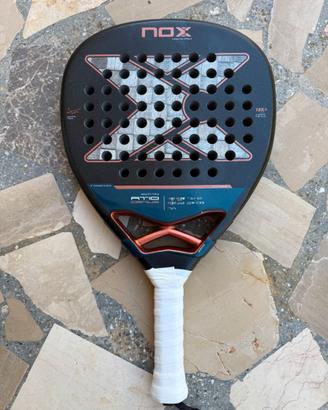 Racchetta Padel NOX AT10 Luxury Genius Attack 18K