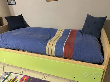 Letto singolo con secondo letto estraibile