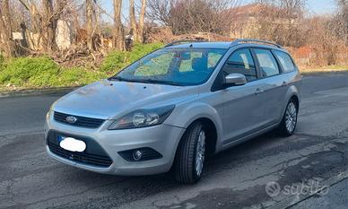 FORD FOCUS  2.O GPL UNICOPROPRIETARIO GANCIOTRAINO