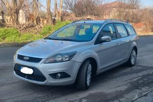 FORD FOCUS  2.O GPL UNICOPROPRIETARIO GANCIOTRAINO