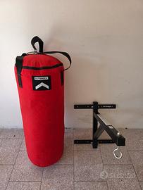 Kit Sacco da boxe + gancio a muro 