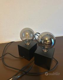 Lampada da tavolo cubo