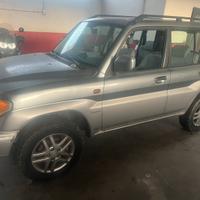 Mitzubischi pajero pinin 1800