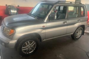 Mitzubischi pajero pinin 1800