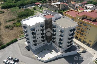 3 LOCALI A REGGIO DI CALABRIA