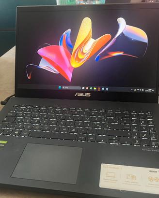 ASUS VIVO BOOK 15 Modello F571G