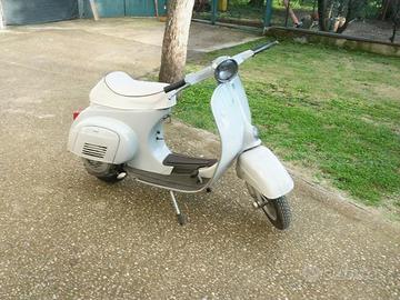 vespa 50
