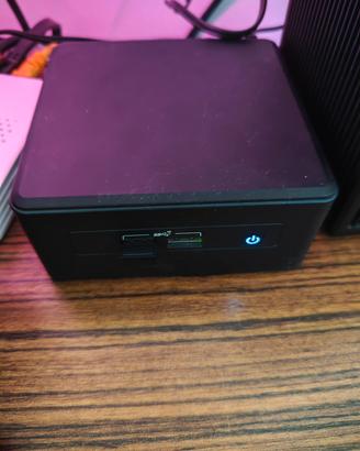 Intel Tiger Canyon NUC11TNHV50L Barebone L6