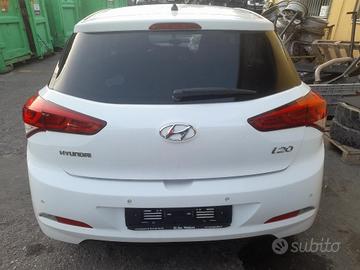 PORTELLO POST. HYUNDAI I20 «II» (2014)