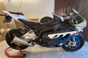 BMW S1000RR (2010)