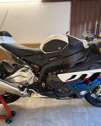 BMW S1000RR (2010)