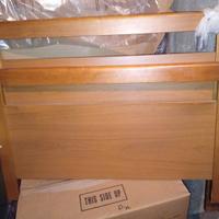 Letto singolo in legno