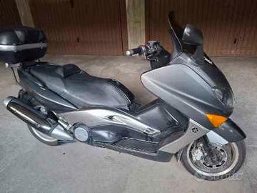 Scooter T MAX Yamaha
