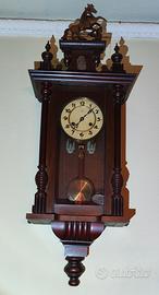 orologio a pendolo da parete in legno