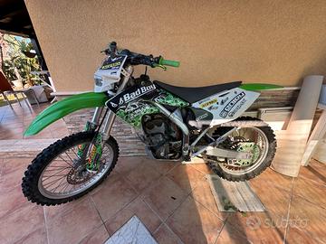 Kawasaki 250 4 tempi TARGATA